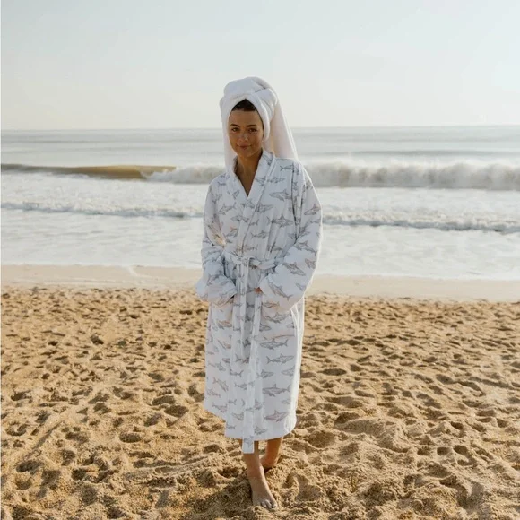 Finatics Seas the Day Robe S/M - Picture 1 of 1